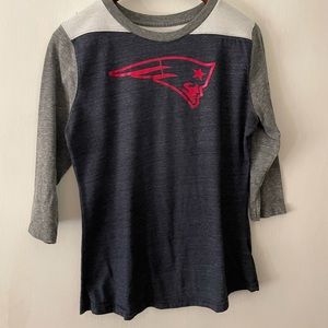 Fanatics women’s medium Patriot quarter sleeved shirt.